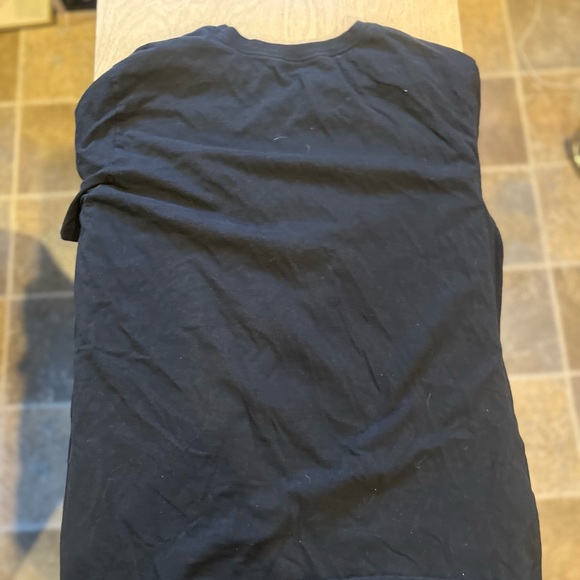 Two Nike t shirts - Picture 6 of 6